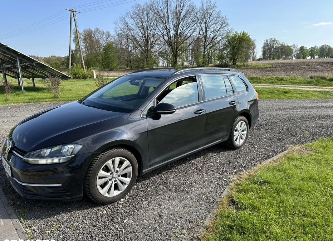 Volkswagen Golf cena 49900 przebieg: 130000, rok produkcji 2018 z Złotów małe 121